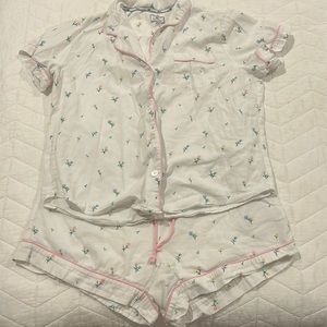 Petite Plume Women’s Pajama short set